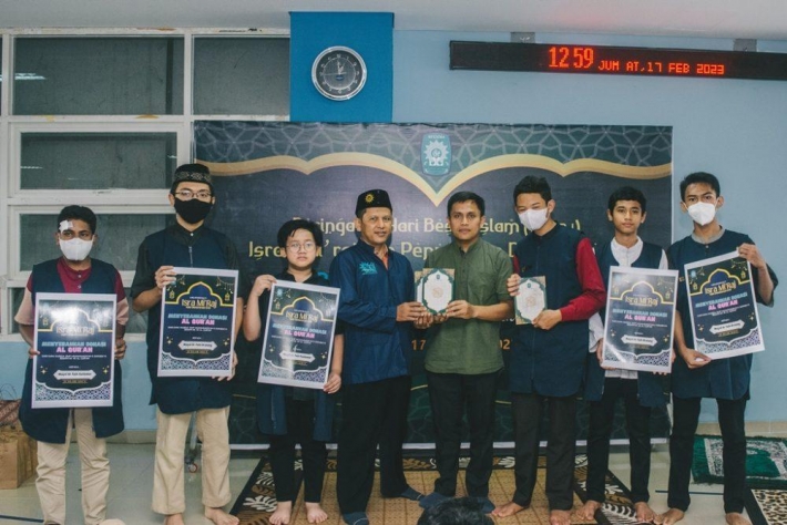 Peringati Isra Mikraj, Spemma Donasi 120 Al-Quran