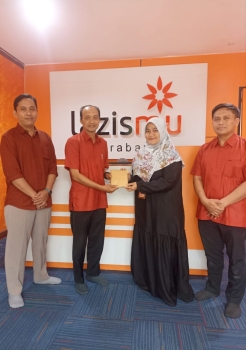 One Day Charity for Free Palestine, Spemma Pucang Surabaya Salurkan 18,7jt ke Lazismu PDM Surabaya